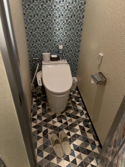 なんでやねん(大阪市/ラブホテル)の写真『301号室　トイレ』by 神戸のりんごちゃん