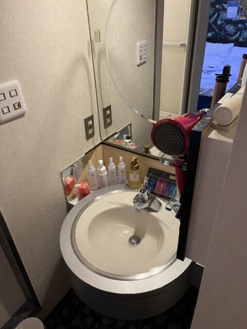 なんでやねん(大阪市/ラブホテル)の写真『301号室　洗面台』by 神戸のりんごちゃん
