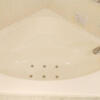 HOTEL SARA sweet（サラスイート）(墨田区/ラブホテル)の写真『202号室 バスルーム浴槽』by 午前３時のティッシュタイム