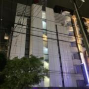 HOTEL grandir(ｸﾞﾗﾝﾃﾞｨｰﾙ)(横浜市南区/ラブホテル)の写真『夜の外観』by まさおJリーグカレーよ