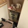 HOTEL Plaisir Akihabara(ホテルプレジール秋葉原)(千代田区/ラブホテル)の写真『402号室　冷蔵庫、ポット、備品』by ヒロHIROヒロ