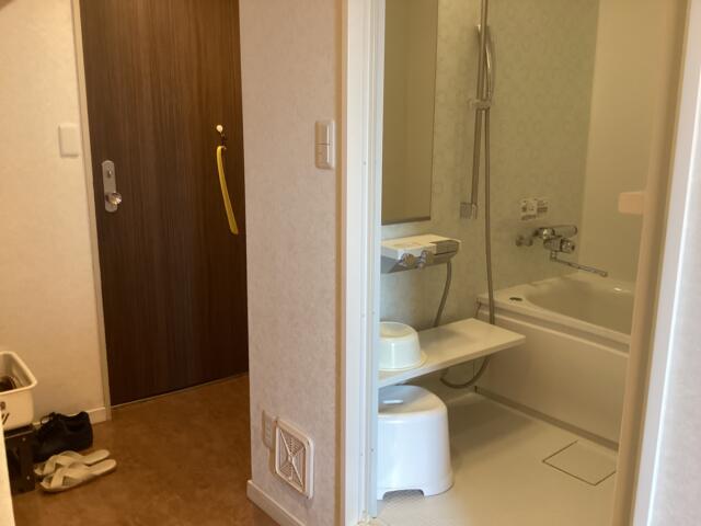 ホテルシティ(立川市/ラブホテル)の写真『507号室 お部屋から見た浴室』by ACB48