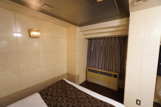 HOTEL MUSIC（ミュージック）(墨田区/ラブホテル)の写真『601号室 ベッド足元方向冷暖房』by 吟遊詩人