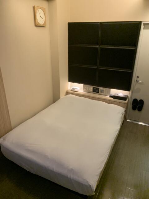 HOTEL ROY（ロイ）(横浜市南区/ラブホテル)の写真『501号室　ベッド』by 東京都