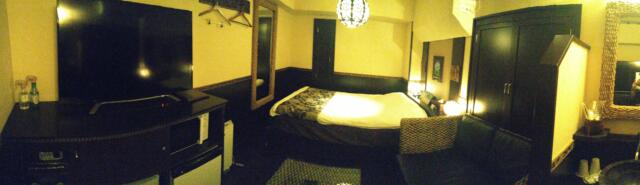 HOTEL COCO BALI（ココバリ）(渋谷区/ラブホテル)の写真『403号室 部屋全景』by なめろう