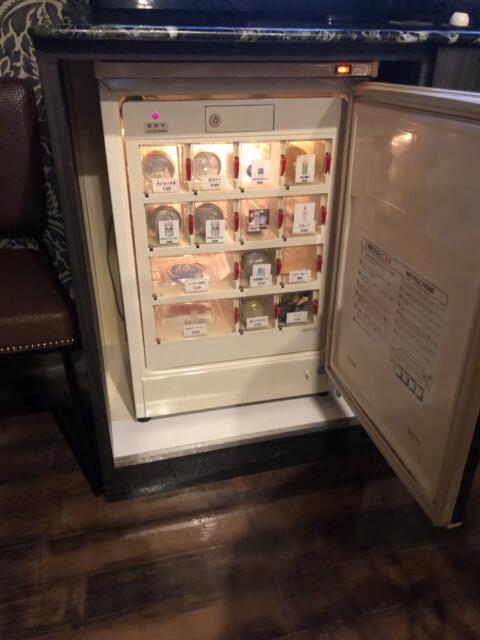 HOTEL LioS(リオス) 五反田(品川区/ラブホテル)の写真『205号室　有料冷蔵庫』by サトナカ