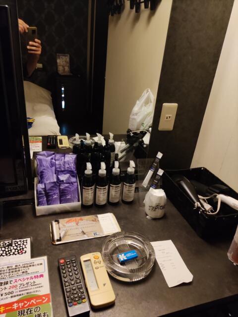 HOTEL K Omiya(さいたま市大宮区/ラブホテル)の写真『513号室 アメニティ』by じんだいじ