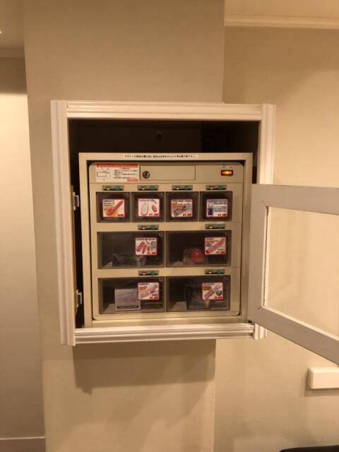 ホテル グッドワン(さいたま市大宮区/ラブホテル)の写真『407号室 アダルトグッズ自販機』by サトナカ