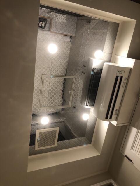 ホテル グッドワン(さいたま市大宮区/ラブホテル)の写真『407号室 ベッド上部の天井が鏡張り』by サトナカ