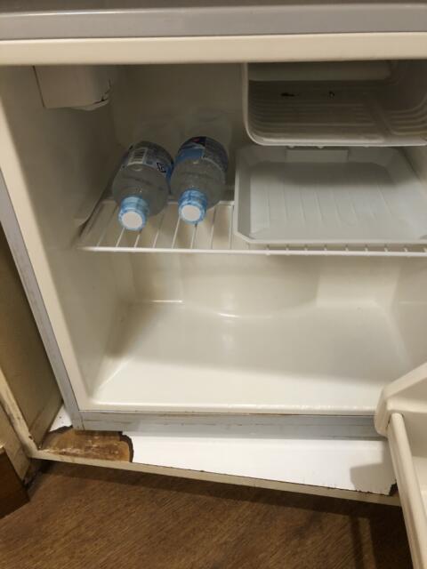HOTEL アムール(台東区/ラブホテル)の写真『202号室　冷蔵庫も有ります』by みこすりはん