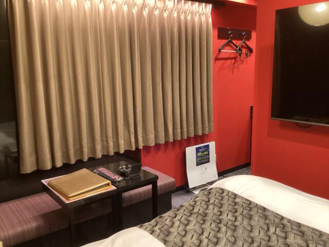 HOTEL ZHIPAGO (ジパゴ)(品川区/ラブホテル)の写真『301号室 ベッドから見た室内』by ACB48
