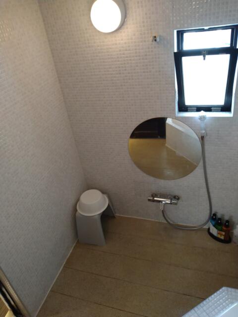 Hotel White City 23(渋谷区/ラブホテル)の写真『501号室 バスルーム、洗い場』by なめろう