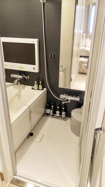 HOTEL GRANSKY（グランスカイ）(墨田区/ラブホテル)の写真『308号室 バスルーム洗い場』by 午前３時のティッシュタイム