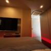 GRAND CHARIOT(グランシャリオ)(新宿区/ラブホテル)の写真『508号室 ベッド前のテレビ』by ayase