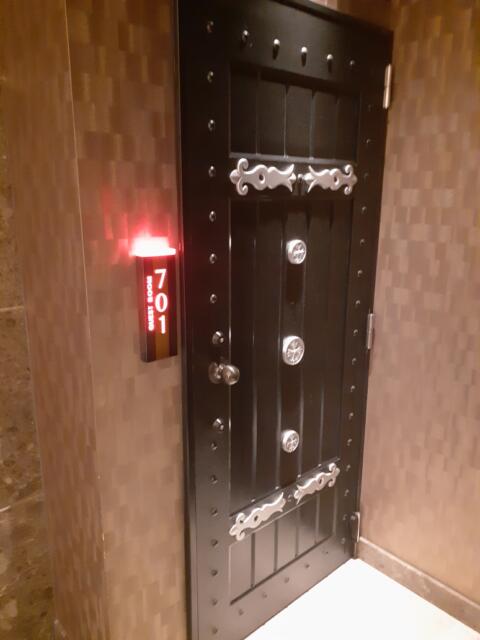 HOTEL LINDEN（リンデン）(豊島区/ラブホテル)の写真『701号室　客室玄関ドア』by 来栖