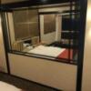 HOTEL TIFFANY（ティファニー）(名古屋市中村区/ラブホテル)の写真『６０５号室　ベッドの横の大きい鏡』by くんにお