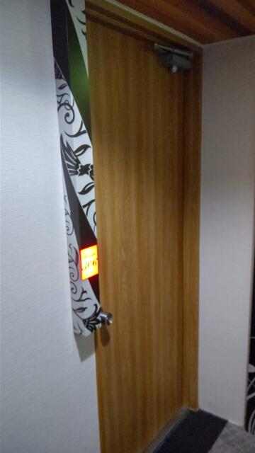 HOTEL BaliBali 松戸(松戸市/ラブホテル)の写真『306号室、部屋の入口です。(23,9)』by キジ