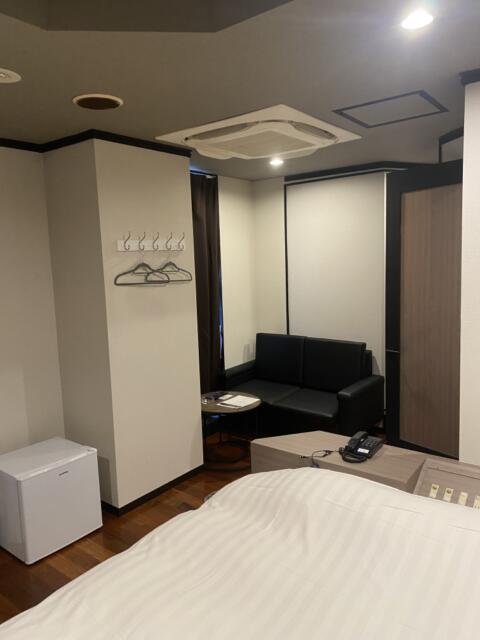 HOTEL grandir(ｸﾞﾗﾝﾃﾞｨｰﾙ)(横浜市南区/ラブホテル)の写真『601号室(左奥から手前)』by こねほ