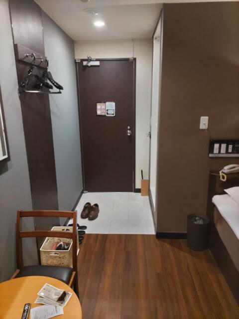 池袋グランドホテル(豊島区/ラブホテル)の写真『901号室　入口』by 性欲全開