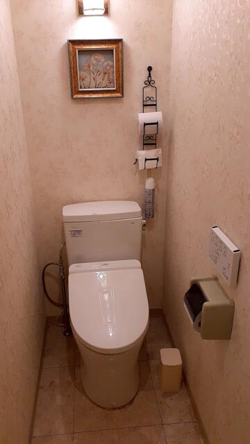 目黒エンペラー(目黒区/ラブホテル)の写真『704号室、トイレ』by 春風拳