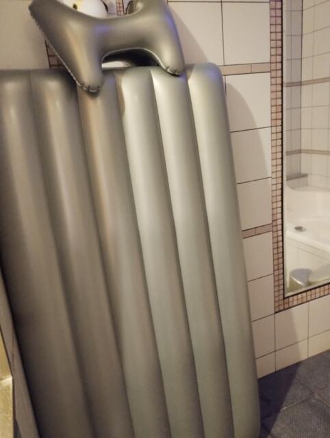 HOTEL  YAYAYA弐番館(台東区/ラブホテル)の写真『101浴室のエアーマット（上下の枕無しタイプ）６山』by あいりん