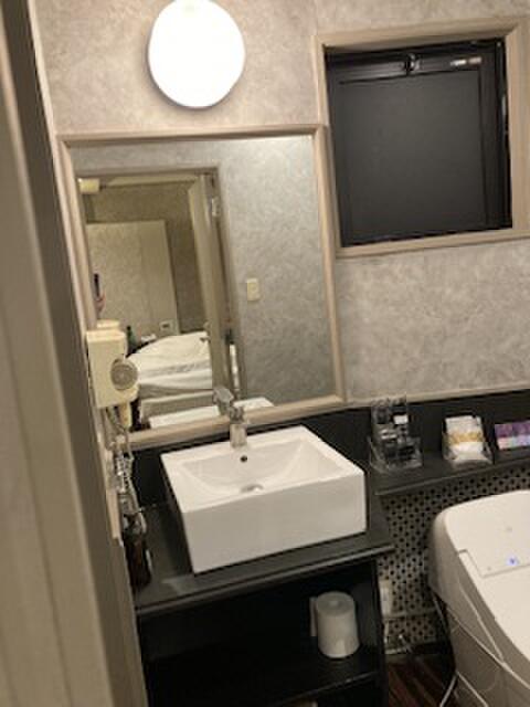 HOTEL CORE 池袋(豊島区/ラブホテル)の写真『603号室洗面台』by yamasada5