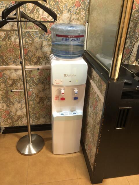 モンリーヴ(川口市/ラブホテル)の写真『504号室　給水器』by サトナカ