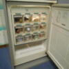 ホテルシティ(立川市/ラブホテル)の写真『201号室、冷蔵庫内には持込用スペースもありました。』by もんが～
