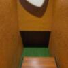 スイーツホテル 町田店(町田市/ラブホテル)の写真『210号室、廊下に注文品を置く棚があります。(23,10)』by キジ