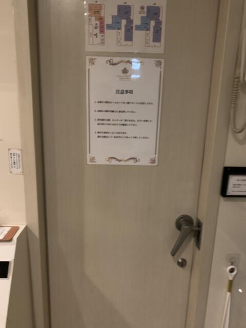 レンタルルーム ASTRO(港区/ラブホテル)の写真『403号室、ドアを閉めるとこんな感じ』by ゆうじい