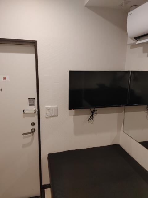 レンタルルーム MK(千代田区/ラブホテル)の写真『705号室 全景2』by ましりと
