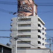 HOTEL CULLINAN(カリナン)(福岡市中央区/ラブホテル)の写真『昼の外観』by ホテルレポったー