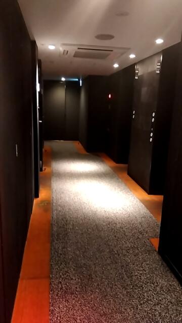FABULOUS(ファビュラス)(立川市/ラブホテル)の写真『7階廊下』by ＪＷ