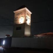 ホテル カホウ(KAHO') 市原店(市原市/ラブホテル)の写真『夜の外観』by まさおJリーグカレーよ