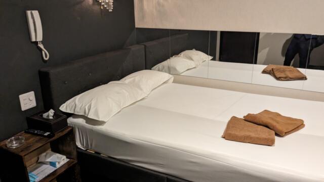 CARM HOTEL（カームホテル）(荒川区/ラブホテル)の写真『802号室、ベッド』by 爽やかエロリーマン