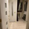 HOTEL STELLATE(ステラート)(新宿区/ラブホテル)の写真『503号室、入り口から正面のドアはトイレ』by トマトなす