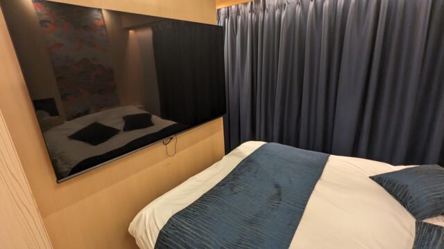 HOTEL ZHIPAGO (ジパゴ)(品川区/ラブホテル)の写真『202号室、大型テレビ』by 爽やかエロリーマン