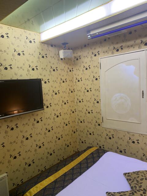 HOTEL VIEW(所沢市/ラブホテル)の写真『226号室(右奥から手前)』by こねほ