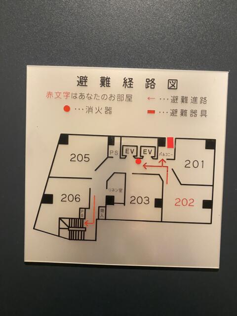 HOTEL CORE 池袋(豊島区/ラブホテル)の写真『202号室(避難経路図)』by こねほ