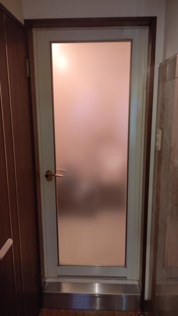 インパル21(小山市/ラブホテル)の写真『401号室、浴室入口』by Sparkle