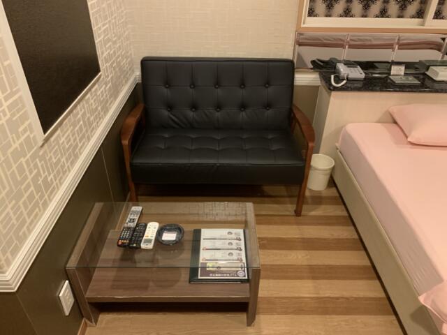 ホテル MARE（マーレ）(品川区/ラブホテル)の写真『101号室　応接セット』by 東京都
