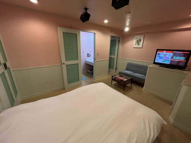 HOTEL セリーズ(江戸川区/ラブホテル)の写真『303号室 ベッドルーム』by Infield fly