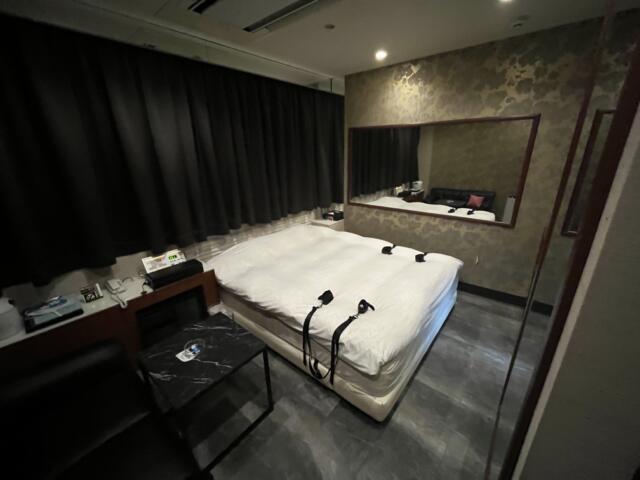 K Slit（ケイスリット）(船橋市/ラブホテル)の写真『506号室 ベッドルーム』by Infield fly