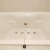 ホテル クレスト　錦糸町(墨田区/ラブホテル)の写真『407号室 バスルーム浴槽』by 午前３時のティッシュタイム