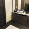 HOTEL K Omiya(さいたま市大宮区/ラブホテル)の写真『210号室 ベッド周辺（１）』by 午前３時のティッシュタイム