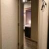 HOTEL CORE 池袋(豊島区/ラブホテル)の写真『403号室 前室から見た室内』by ACB48