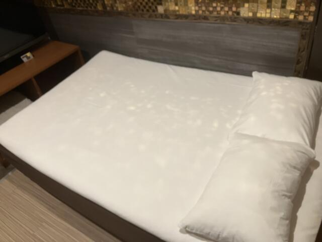 池袋セントラルホテル(豊島区/ラブホテル)の写真『417号室　ベッド⑤』by hireidenton