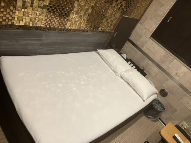 池袋セントラルホテル(豊島区/ラブホテル)の写真『417号室　ベッド③』by hireidenton
