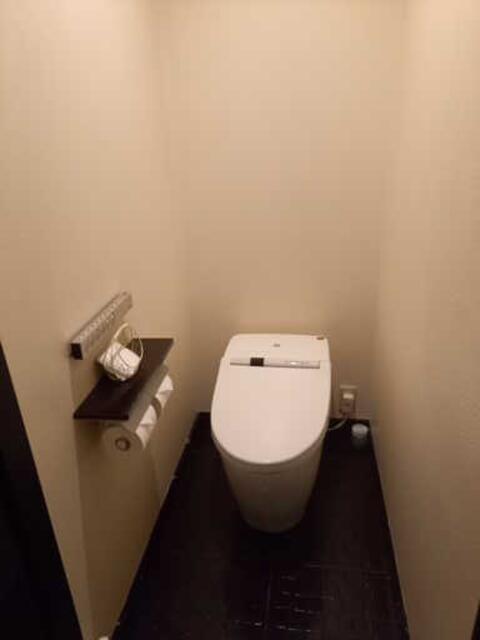 ホテル PASHA RESORT(パシャリゾート)(新宿区/ラブホテル)の写真『506号室トイレ』by クロマグロ