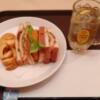 ハイパー(大阪市/ラブホテル)の写真『403号室、無料食事(名物のコロカツサンド)』by Sparkle